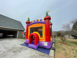 royal20castle 1668020753 2 Royal Castle Bounce House