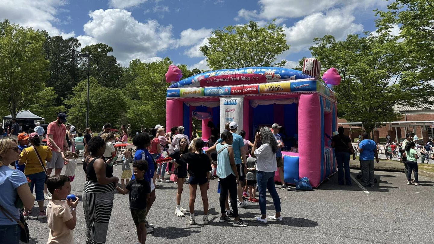 What Happens If You Use a Bounce House in the Rain? Safety Tips and Considerations